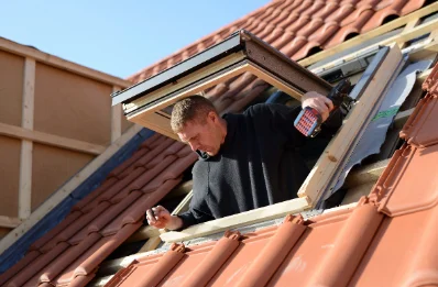 Pose de fenêtres de toit Velux à Leuchey